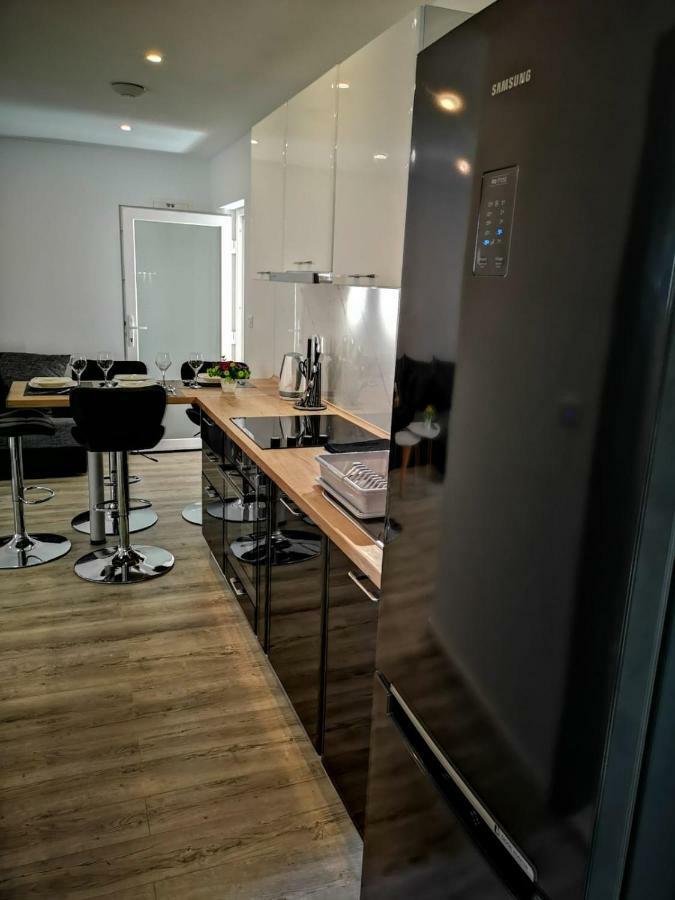 Apartment Skavo Baška Voda Exteriér fotografie