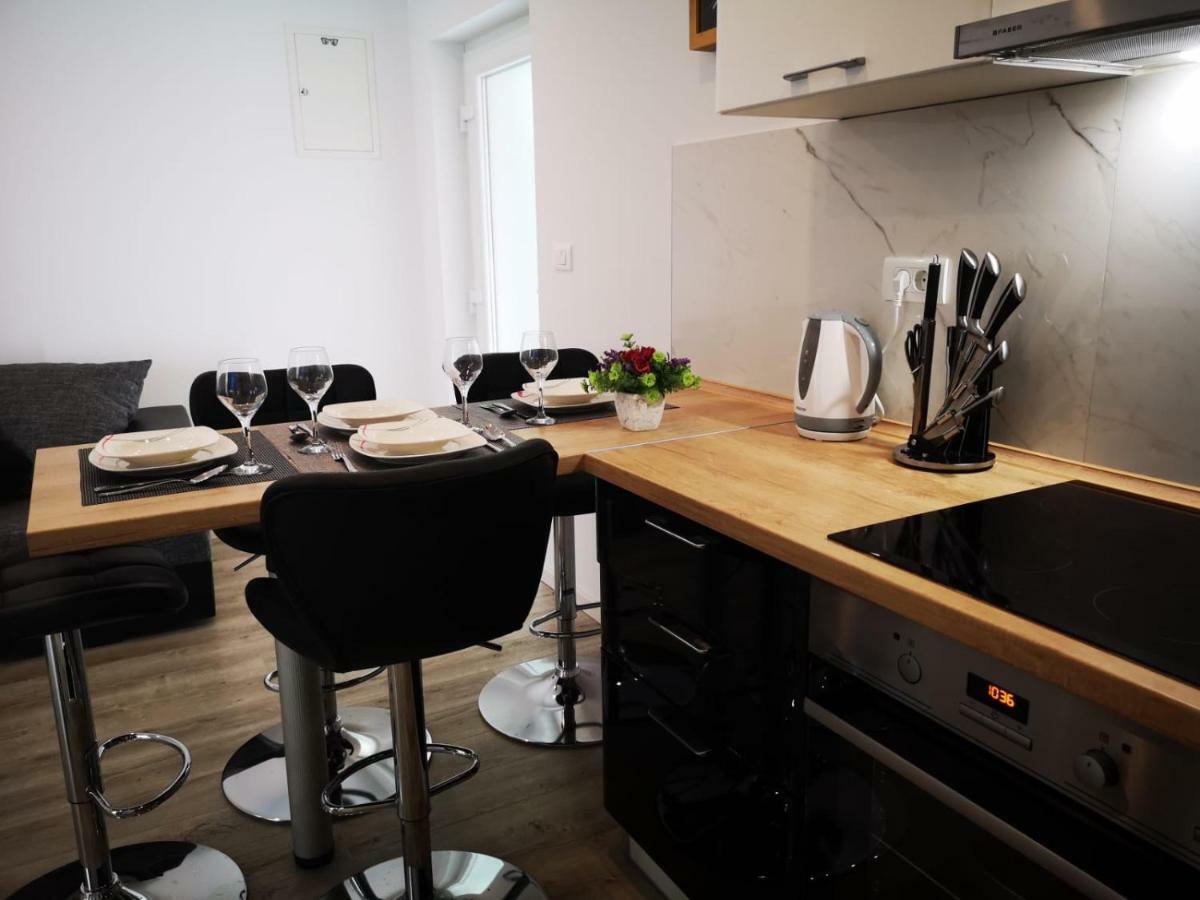 Apartment Skavo Baška Voda Exteriér fotografie