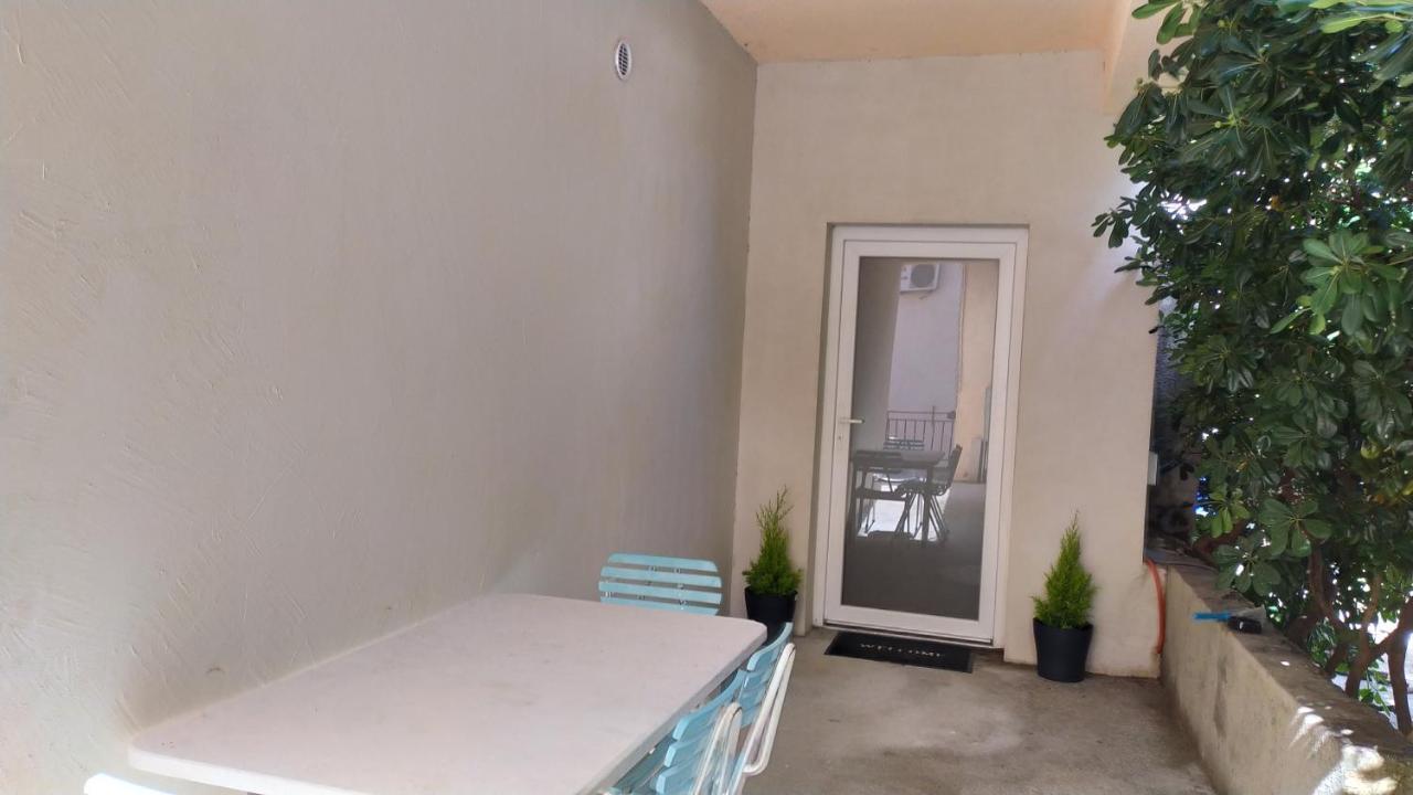 Apartment Skavo Baška Voda Exteriér fotografie