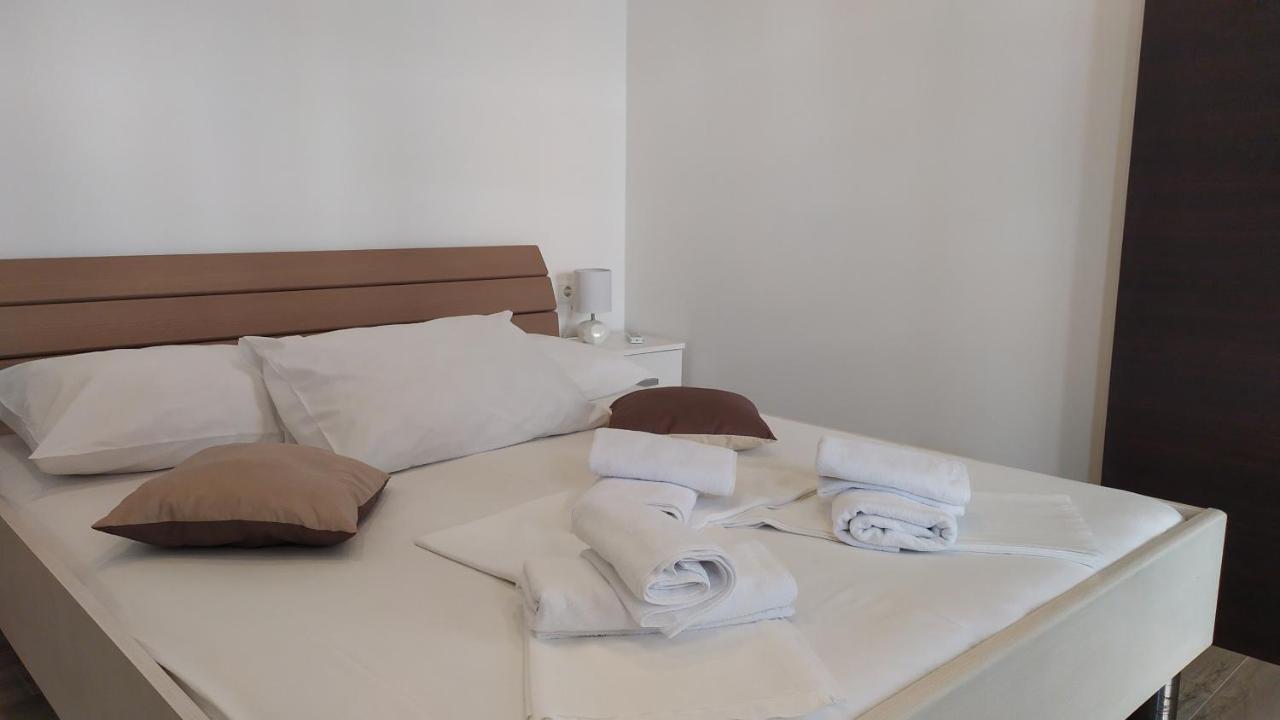 Apartment Skavo Baška Voda Exteriér fotografie